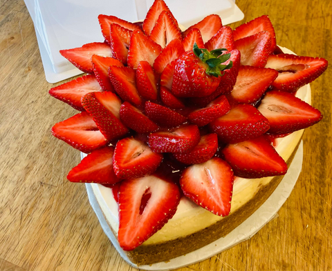 Blooming Strawberries Cheesecake For Your Love